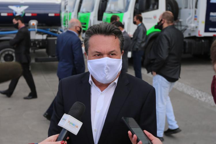 Entrega de caminhões