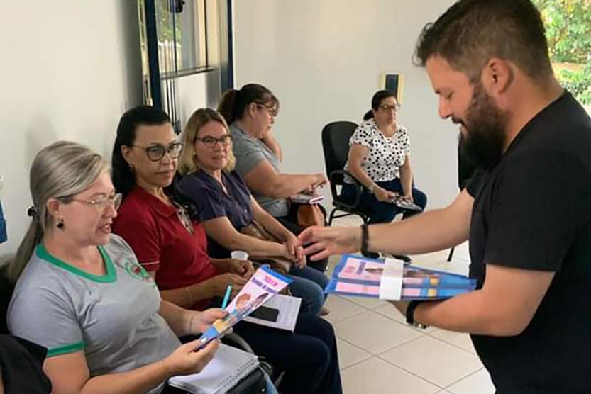 Treinamento das coordenadoras das escolas da rede municipal em Bandeirantes