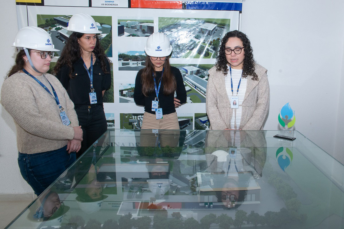 Visitas técnicas às Estações de Esgoto da Sanepar: encerramento do workshop sobre serviços de esgotamento