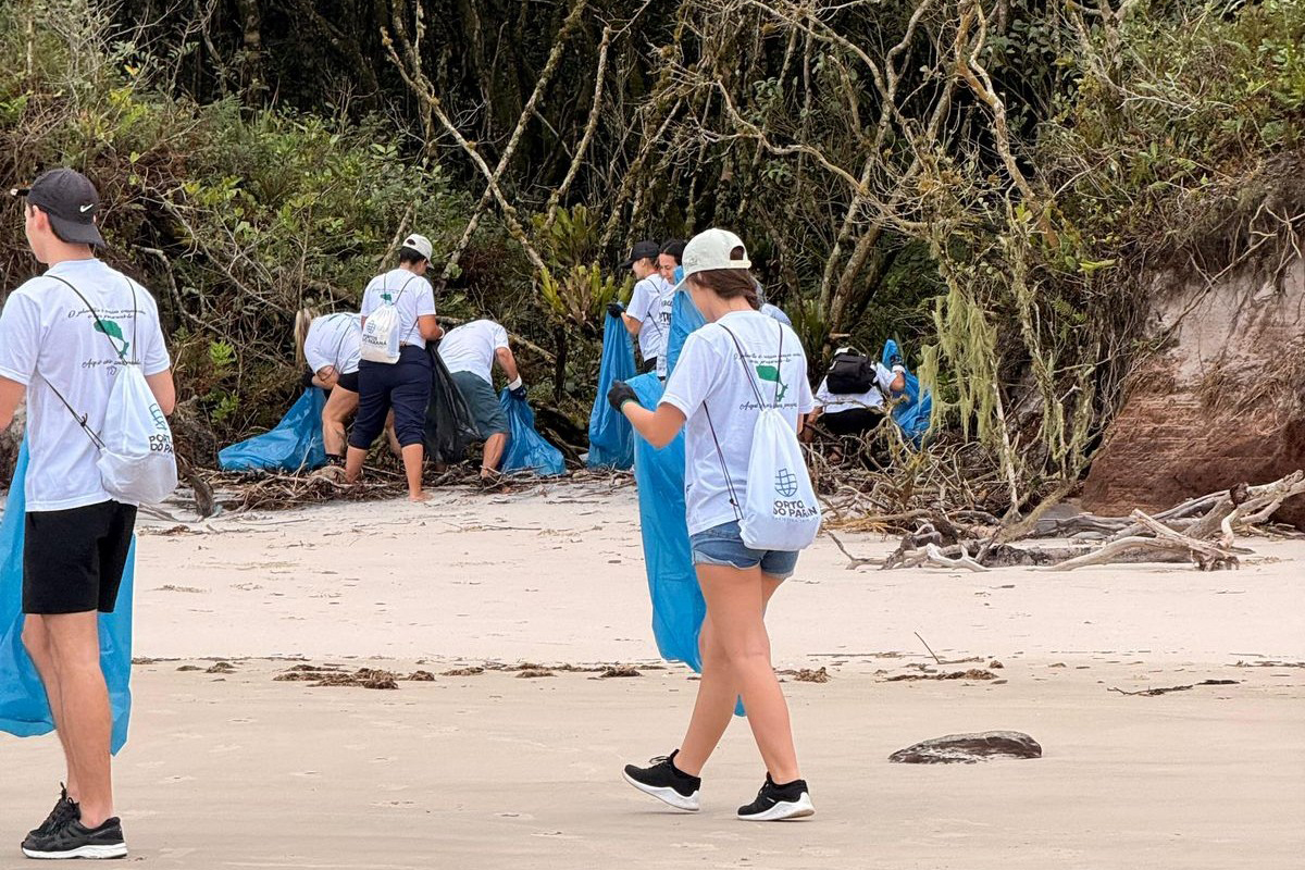 Para garantir a segurança dos quase 1,6 mil voluntários que ajudam na conservação ambiental do Paraná, o Instituto Água e Terra disponibiliza desde 2020 um seguro de vida para todas as pessoas cadastradas nas diferentes frentes de atuação