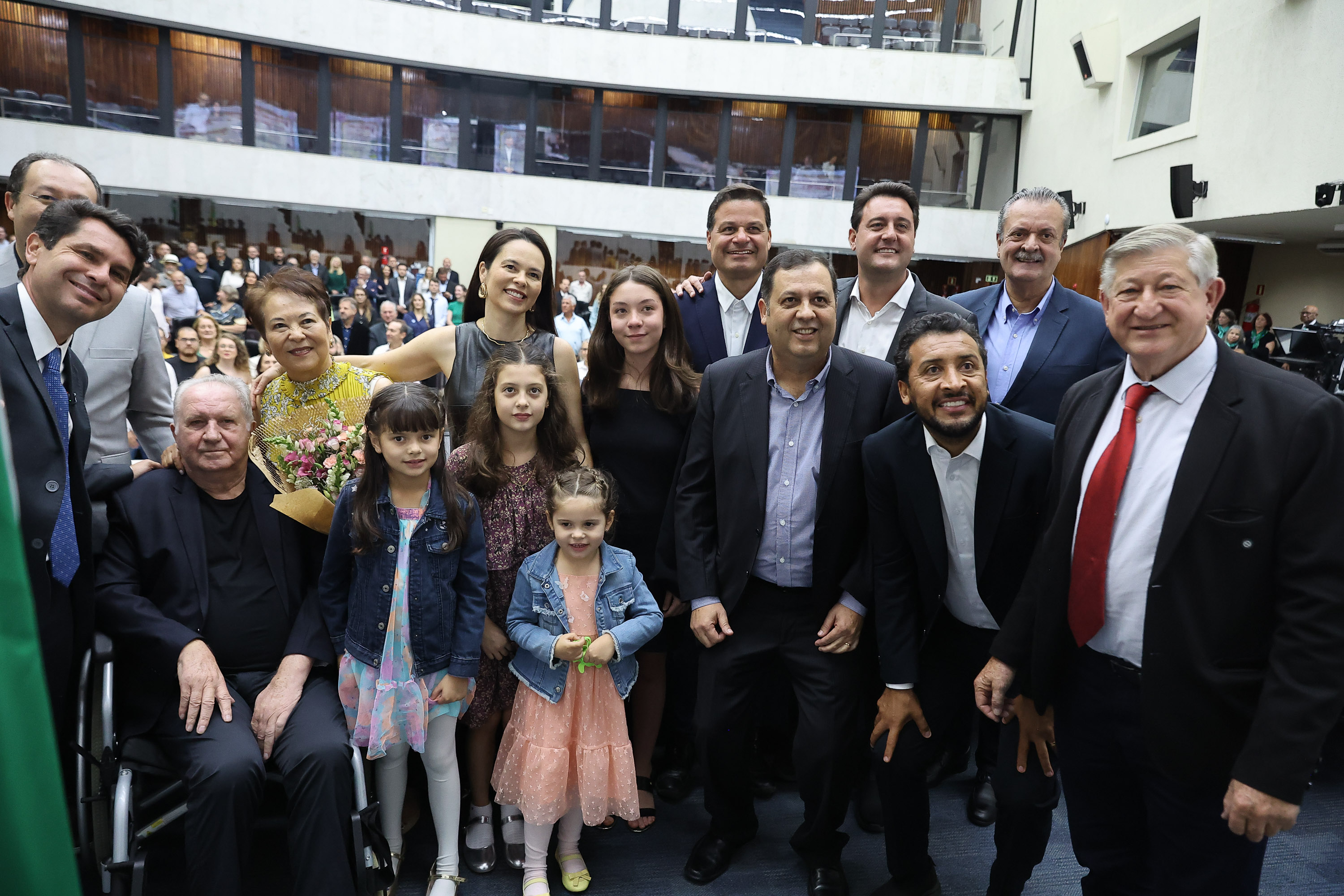 Governador participa da entrega do título de Cidadão Benemérito a José Luiz Scroccaro