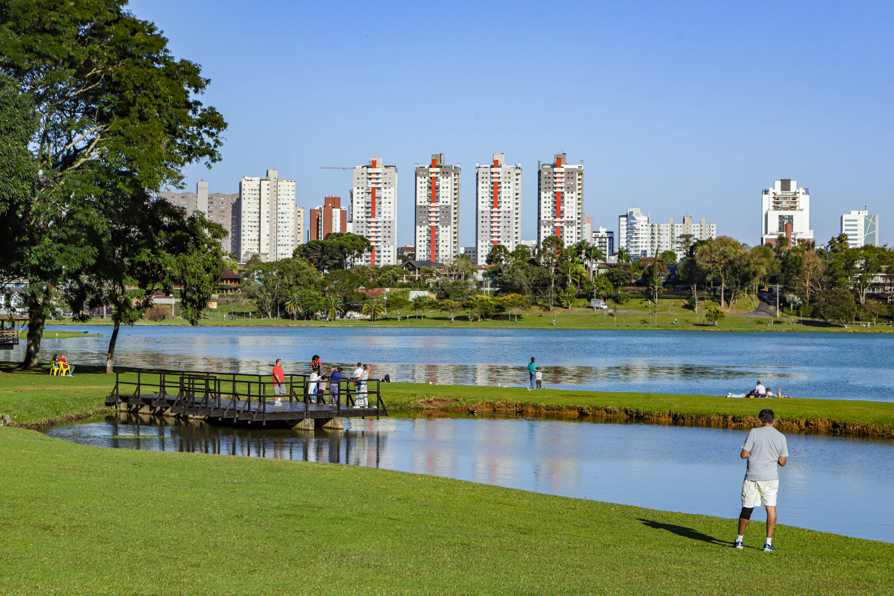 Gangorra nas temperaturas: semana de tempo estável antecede frente fria no Paraná