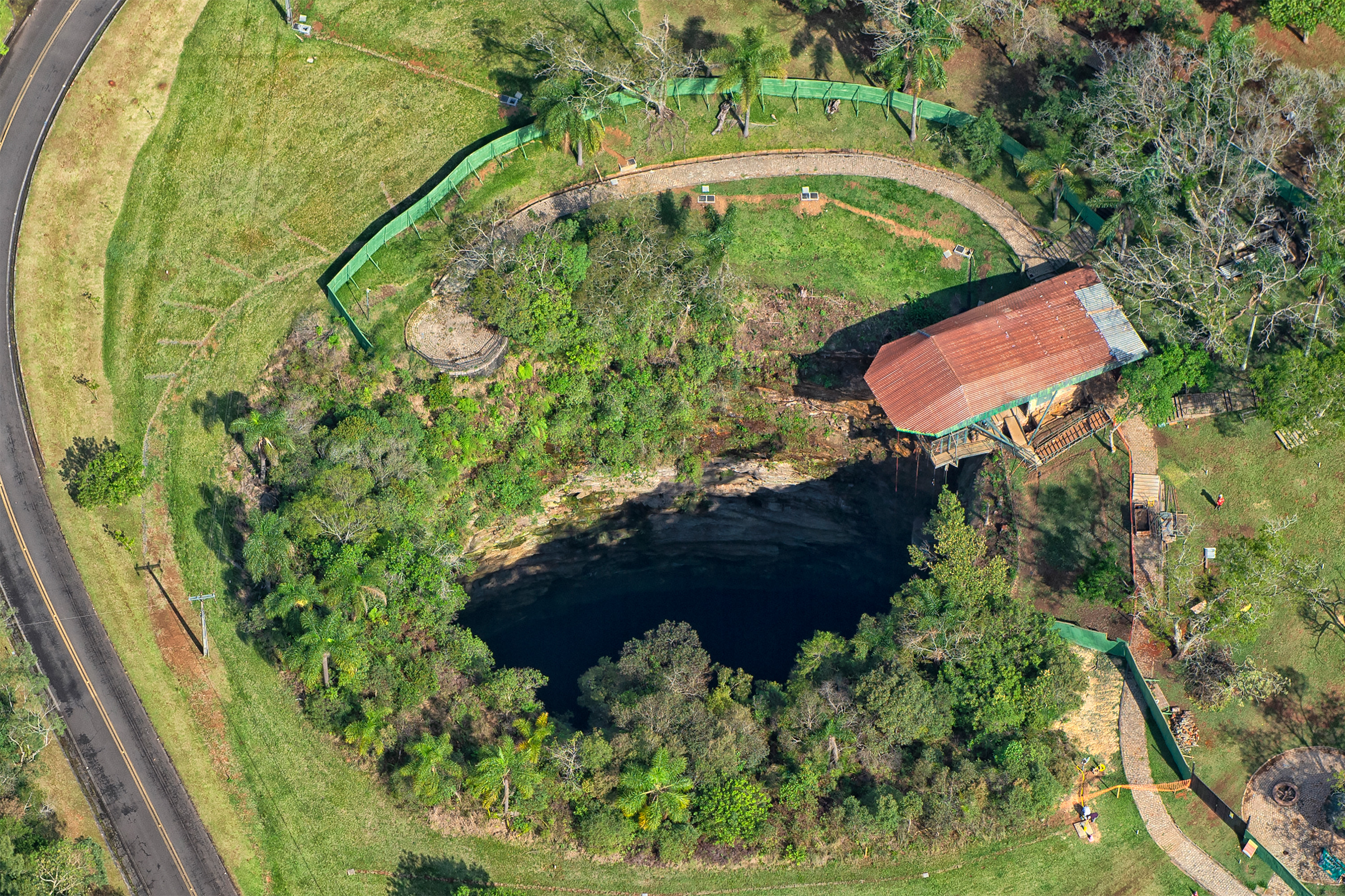 Estado conta com 29 atrações naturais para o feriado; Vila Velha tem promoção de ingressos 