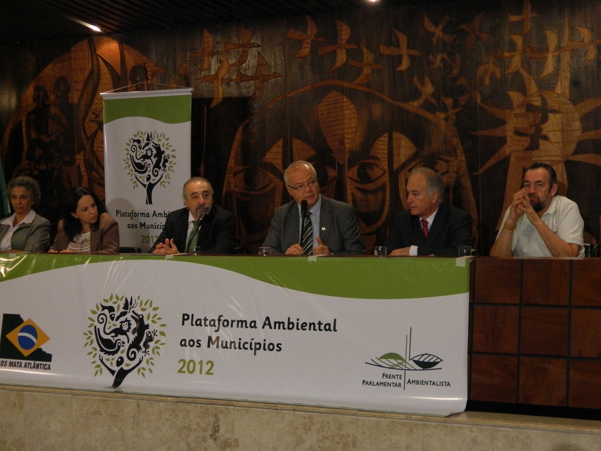 Plataforma Ambiental na ALEP, Iurk, Rasca, Cheida, Rosane Ferreira, Mantovani e Alzimara.