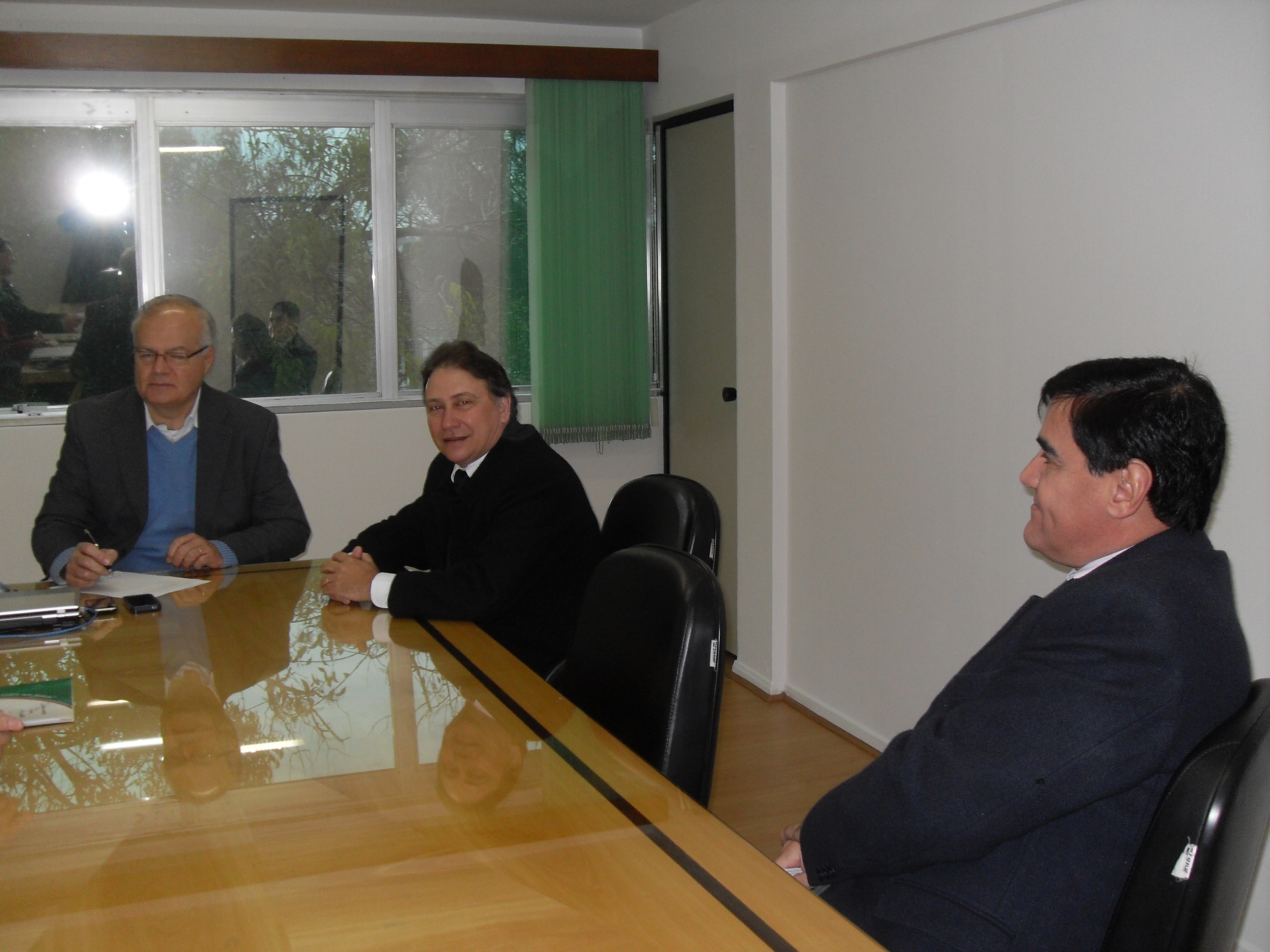 Secretário Jonel Iurk recebe a visita do Deputado Nelson Garcia