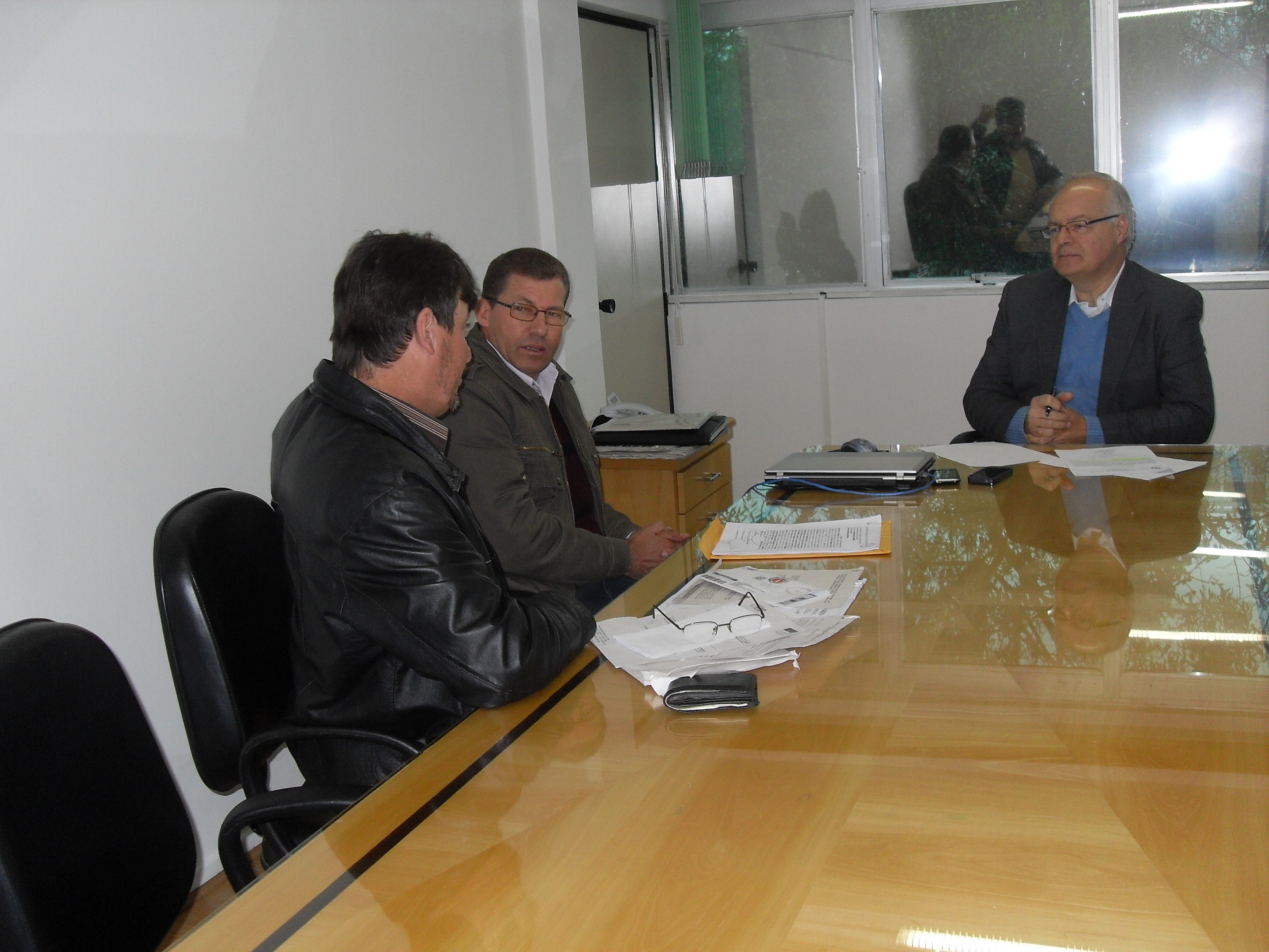 Secretário Jonel Iurk recebe a visita do Deputado Nelson Garcia