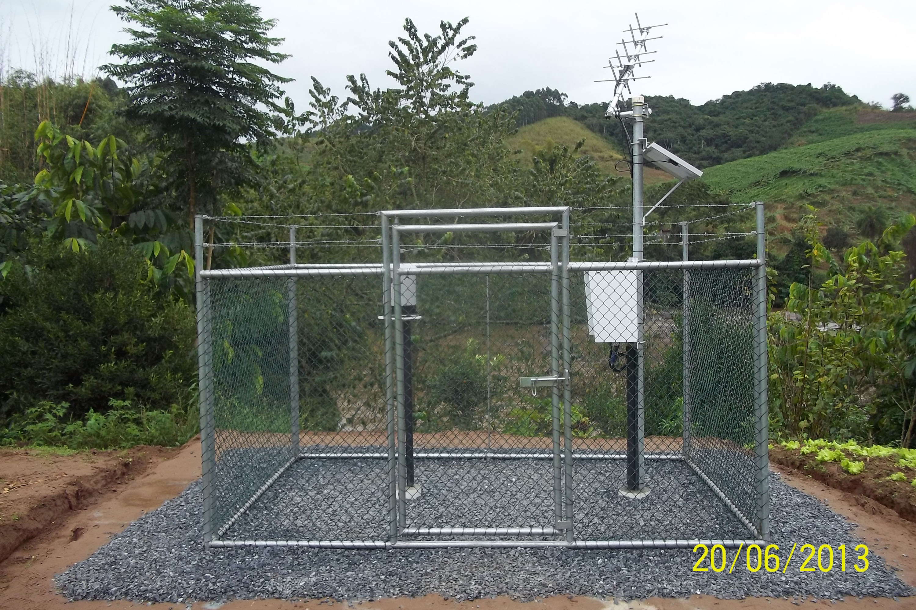 A Rede Paranaense de Monitoramento Hidrometereológico (REPAMH) disponibilizará em breve dados, em tempo real, das previsões meteorológicas, do monitoramento do nível dos rios em todas as bacias hidrográficas do Paraná e da quantidade de chuva. Na foto, estação Balsa do Cerro Azul_Rio Ribeira. Foto: Divulgação