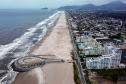 Matinhos, 16 de abril de 2024 - O governo do Paraná retorna as obras na orla de Matinhos, no balneário Praia Grande, em Matinho.