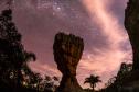 Caminhada noturna no Parque Estadual de Vila Velha em Ponta Grossa
