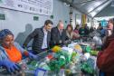 Secretário Rafael Greca visita feira em Curitiba e reforça compromisso do Estado com a reciclagem