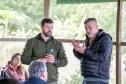 Copel apresenta a moradores da Ponta Oeste da Ilha do Mel projeto de energia solar