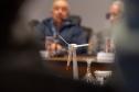 O governador Carlos Massa Ratinho Junior recebeu nesta terça-feira (7), no Palácio Iguaçu, em Curitiba, representantes da Vento Sul Energia para a entrega da Licença de Instalação (LI) do Complexo Eólico Palmas II, localizado no município de Palmas, no Sudoeste do Estado.