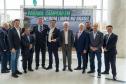 O governador Carlos Massa Ratinho Junior recebeu nesta terça-feira (7), no Palácio Iguaçu, em Curitiba, representantes da Vento Sul Energia para a entrega da Licença de Instalação (LI) do Complexo Eólico Palmas II, localizado no município de Palmas, no Sudoeste do Estado.