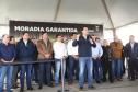 367 famílias recebem títulos de propriedade de imóveis no Litoral