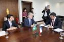 Governador Beto Richa recebe o embaixador da França no Brasil, Denis Pieton, que estava acompanhado da embaixatriz Najwa Bassil Pieton, do cônsul geral da França em São Paulo, Damian Loras, da cônsul honorária em Curitiba, Emilie Dely, do presidente da Agência Francesa de Desenvolvimento (AFD) no Paraná, Laurent Doriez e de empresários franceses.Curitiba, 27.11.2014.