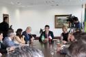 Governador Beto Richa recebe o embaixador da França no Brasil, Denis Pieton, que estava acompanhado da embaixatriz Najwa Bassil Pieton, do cônsul geral da França em São Paulo, Damian Loras, da cônsul honorária em Curitiba, Emilie Dely, do presidente da Agência Francesa de Desenvolvimento (AFD) no Paraná, Laurent Doriez e de empresários franceses.Curitiba, 27.11.2014.Foto: José GomercindoANPr