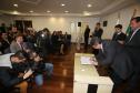 Governador Beto Richa assina convênio entre o Governo do Estado através do Instituto Ambiental do Paraná (IAP) e a Prefeitura de Araucária visando à criação de um parque municipal e realocação de pessoas instaladas em áreas de risco.Araucária, 02/08/2015.Foto: Orlando Kissner/ANPr