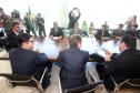 Governador Beto Richa, acompanhado de secretários e deputados, assina convênio de liberação de recursos do parque ambiental de Pato Branco.Curitba, 16/09/2015