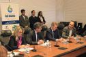 Governador Beto Richa, durante reunião nesta segunda-feira, 26 de outubro, no Palácio Iguaçu, para avaliação dos trabalhadores no Projeto de Revitalização do Rio Iguaçu. Participaram da reunião, a vice-governadora, Cida Borghetti, os secretários do Meio Ambiênte e Recursos Hídricos, Ricardo Soavinski; da Casa Civil, Eduardo Sciarra; o secretário chefe de Gabinete, Deonilson Roldo e o presidente da Sanepar, Mounir Chaowiche e demais autoridades. Curitiba, 26/10/15.Foto: Arnaldo Alves / ANPr.