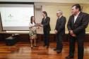 O secretário estadual do Meio Ambiente, Ricardo Soavinski, com o presidente da Fiep, Edson Luiz Compagnolo e o presidente do IAP, Tarcísio Mossato, entregam o Selo Clima Paraná, de reconhecimento às empresas que formularem e publicarem inventários de suas emissões de gases de efeito estufa. Curitiba, 06/11/2015. Foto: Pedro Ribas/ANPr