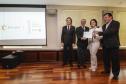O secretário estadual do Meio Ambiente, Ricardo Soavinski, com o presidente da Fiep, Edson Luiz Compagnolo e o presidente do IAP, Tarcísio Mossato, entregam o Selo Clima Paraná, de reconhecimento às empresas que formularem e publicarem inventários de suas emissões de gases de efeito estufa. Curitiba, 06/11/2015. Foto: Pedro Ribas/ANPr