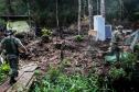 O Batalhão de Polícia Militar Ambiental e o Instituto Ambiental do Paraná (IAP) fizeram na manhã deste sábado (06/02) uma fiscalização em uma região de invasão e desmatamento localizada no Parque Estadual Rio da Onça, em Matinhos (PR) no Litoral do Estado