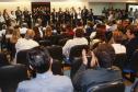 Governador Beto Richa entrega certificado de descentralização do licenciamento, monitoramento e fiscalização ambiental de Londrina. Presentes, o diretor presidente do IAP, Luiz Tarcisio Mossato Pinto, o presidente da Copel, Luiz Fernando Leone, os deputados federais, Alex Canziani e Luiz Carlos Hauly, deputados estaduais, Tiago Amaral e Cobra Repórter, o diretor do BRDE, Orlando Pessuti e demais autoridades. Foto: Pedro Ribas/ANPr