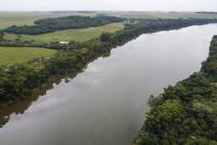 O Instituto Água e Terra (IAT), vinculado à Secretaria do Desenvolvimento Sustentável e do Turismo, informa que inicia neste domingo (1º) o período de restrição à pesca de espécies nativas no Paraná – a piracema. A determinação deve ser cumprida até 28 de fevereiro de 2021.