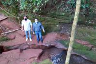 ARARUNA - O projeto Parques Urbanos do Paraná é o maior do Brasil, afirmou o secretário estadual do Desenvolvimento Sustentável e do Turismo, Márcio Nunes. Ele esteve nesta semana na região Noroeste para acompanhar as obras de quatro Parques Urbanos. São áreas de fundo de vale que serão recuperadas e reaproveitadas como espaços de lazer e turismo aos moradores, aliado à preservação ambiental. - 02/07/2021 - Foto: Divulgação SEDEST