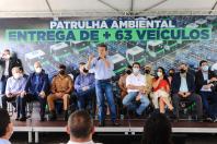 Entrega de caminhões