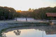 Simepar prevê inverno seco e frio, com geadas e nevoeiros - Imagens frio em Curitiba