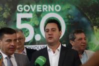 Governador defende expansão das políticas de sustentabilidade em encontro com prefeitos