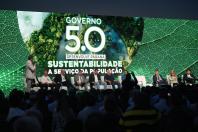 Governador defende expansão das políticas de sustentabilidade em encontro com prefeitos