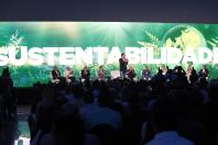 Governador defende expansão das políticas de sustentabilidade em encontro com prefeitos