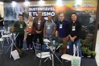 Participantes do Governo 5.0 levam para casa mudas de árvores nativas - Foto: Alessandro Vieira/SEDEST