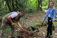 Dia do Rio é marcado com plantio de 100 mil mudas nas margens das bacias hidrográficas Foto: IAT