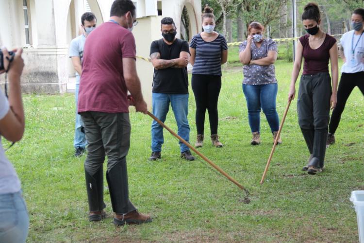 Começa nesta sexta-feira (30) as inscrições para 3ª edição da Residência Técnica em Engenharia e Gestão Ambiental. Ao todo, são 100 vagas em 21 cidades do Paraná para profissionais recém-formados. As inscrições serão feitas exclusivamente pela internet, até o dia 12 de novembro no link: www.cps.uepg.br/externos.