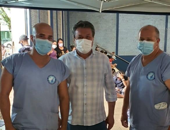 Organizações da Sociedade Civil (OSCs) e protetores independentes de animais de Foz do Iguaçu recebem, entre 11 e 21 deste mês, o Programa Permanente de Esterilização de Cães e Gatos, desenvolvido pela Secretaria de Estado do Desenvolvimento Sustentável e do Turismo