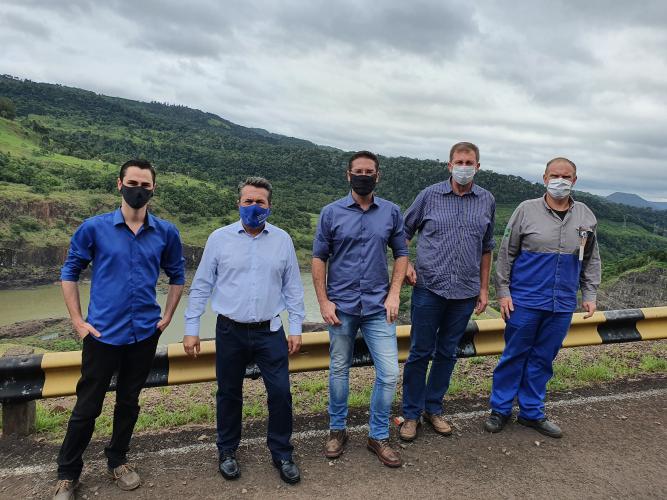 Visita às Usinas Hidrelétricas do Rio Iguaçu - PR