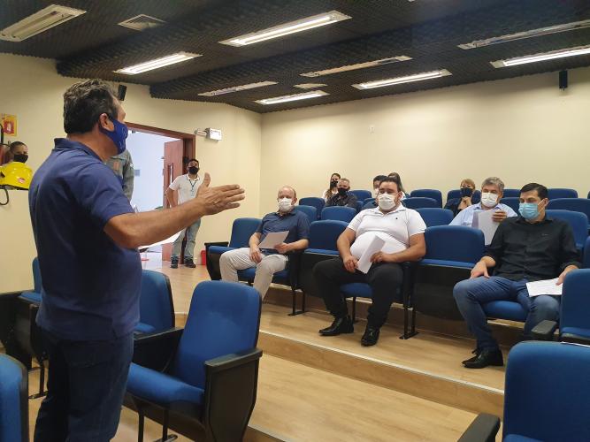 Visita às Usinas Hidrelétricas do Rio Iguaçu - PR