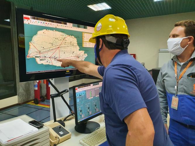 Visita às Usinas Hidrelétricas do Rio Iguaçu - PR