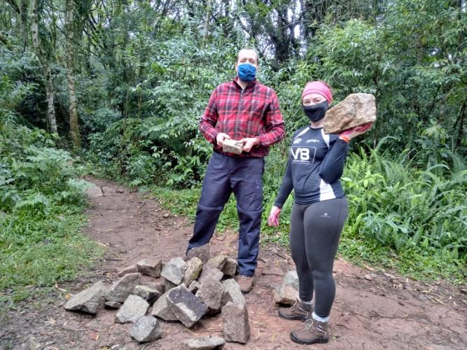 As trilhas do Parque Estadual Pico do Paraná e do Morro do Anhangava, atrativo do Parque Estadual Serra da Baitaca, receberam manutenção através de voluntários, neste final de semana. Ambos estão localizados na Região Metropolitana de Curitiba (RMC). - Curitiba, 14/05/2021 - Foto: Divulgação SEDEST
