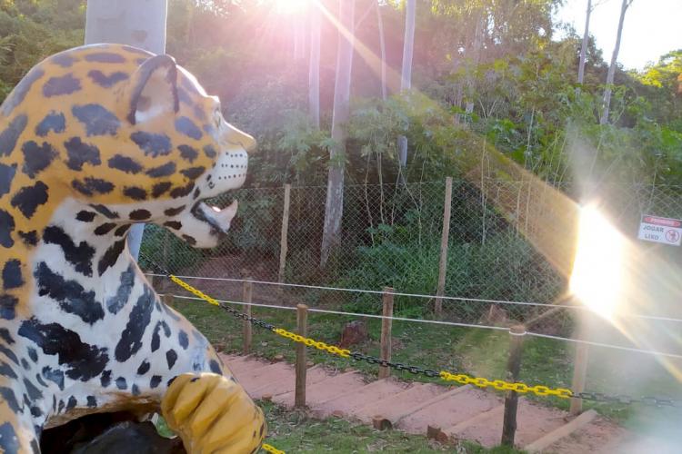 ARARUNA - O projeto Parques Urbanos do Paraná é o maior do Brasil, afirmou o secretário estadual do Desenvolvimento Sustentável e do Turismo, Márcio Nunes. Ele esteve nesta semana na região Noroeste para acompanhar as obras de quatro Parques Urbanos. São áreas de fundo de vale que serão recuperadas e reaproveitadas como espaços de lazer e turismo aos moradores, aliado à preservação ambiental. - 02/07/2021 - Foto: Divulgação SEDEST