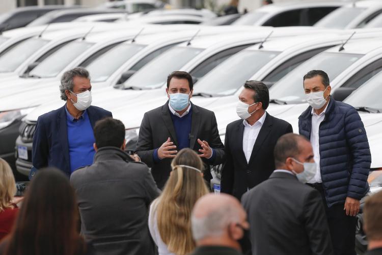 Carros para fiscalização