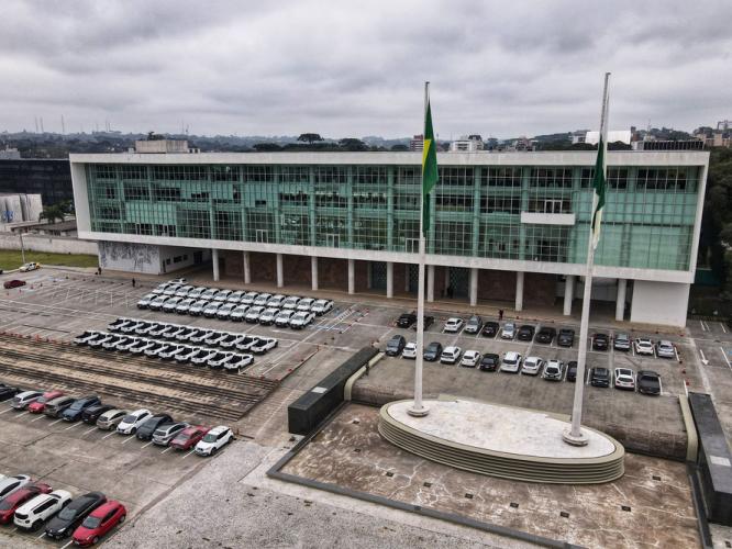 Carros para fiscalização