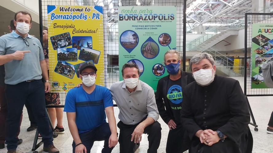 Exposição fotográfica no Aeroporto Afonso Pena apresenta atrações turísticas do Vale do Ivaí. Foto: SEDEST