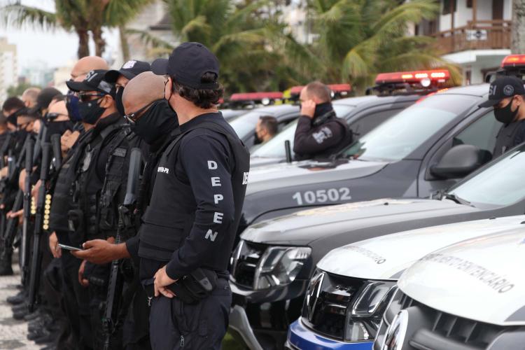 Paraná inicia Verão Paraná Viva a Vida 2021/2022 no Litoral.