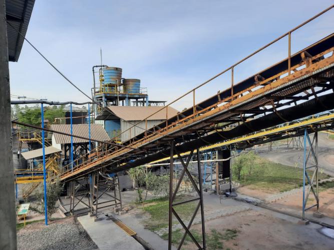 Vistoria na Mineração Cambuí - carvão mineral em Figueira