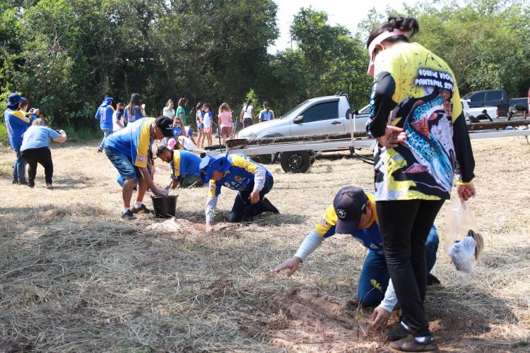 Soltura de peixes em Xambrê