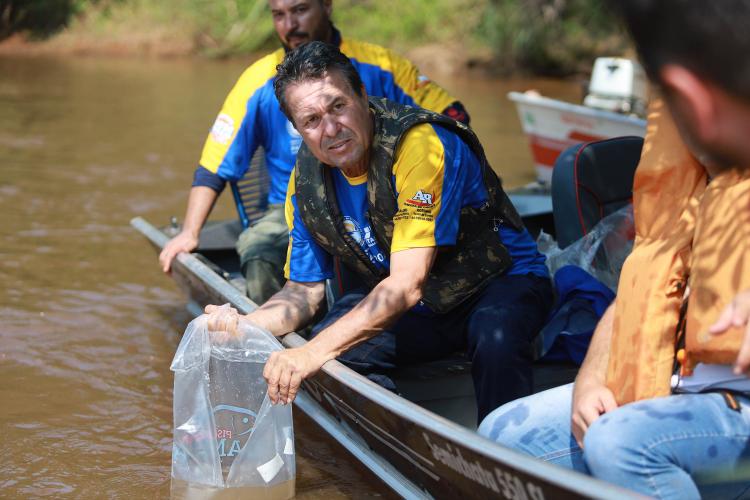 Soltura de peixes em Xambrê
